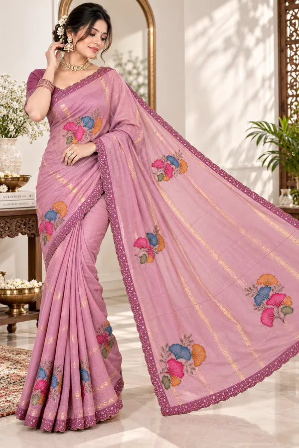 Pink_Floral_Print_Saree_For_Women