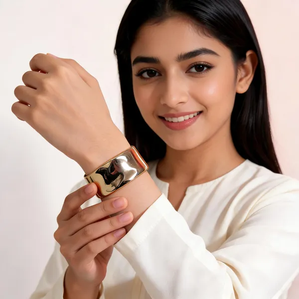 Gold_Brass_Statement_Bracelet_For_Women