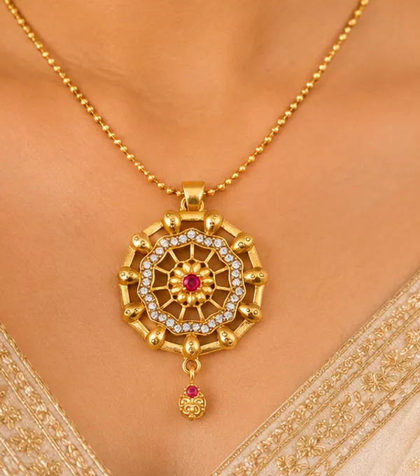 Gold_Brass_Stone_Studded_Circular_Pendant_Earrings_Set_For_Women