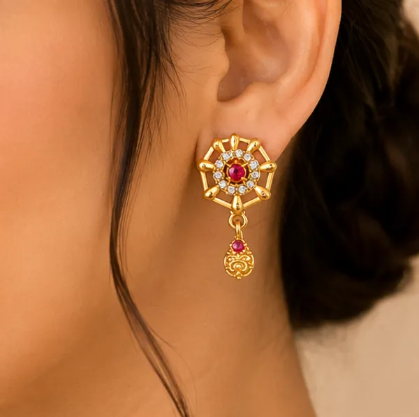 Gold_Brass_Stone_Studded_Circular_Pendant_Earrings_Set_For_Women