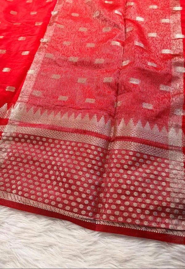 Red_Buti_Semisilk_Banarasi_Saree