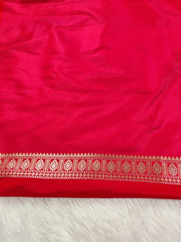Red_Mashru_Banarasi_Saree