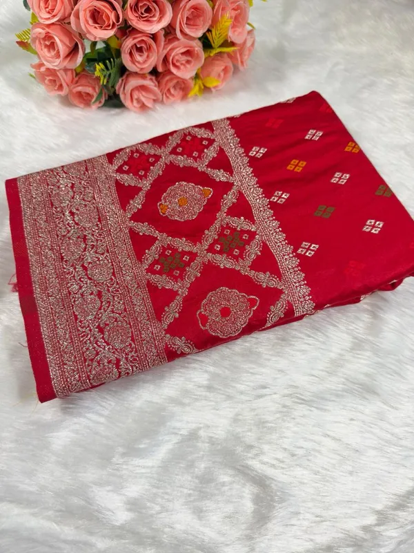 Red_Buti_Satin_Banarasi_Saree