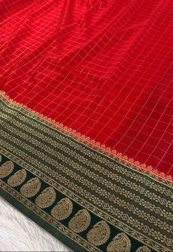 Red_Green_Semisilk_Banarasi_Saree