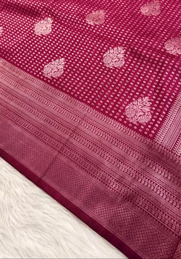 Magenta_Semisilk_Banarasi_Saree
