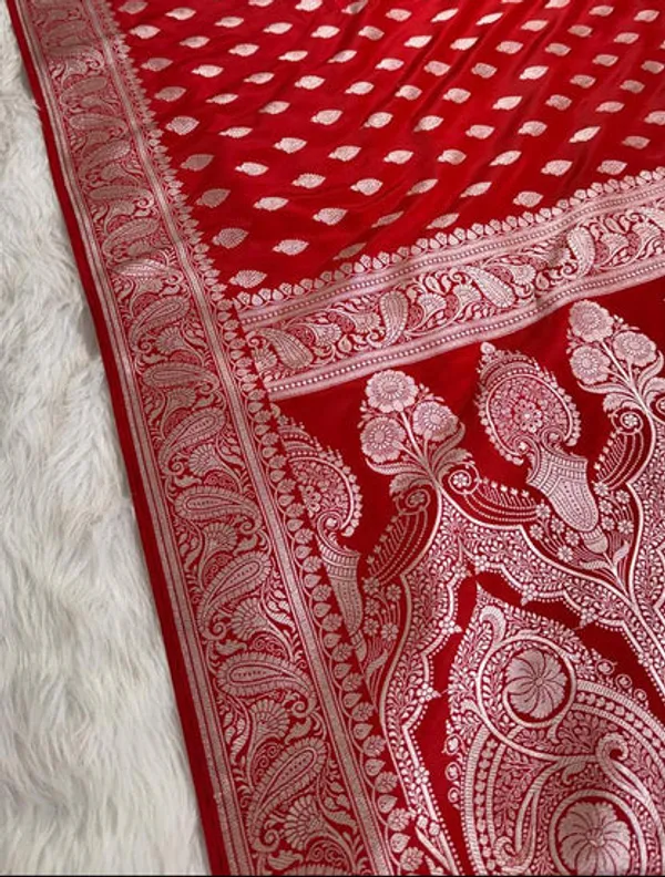 Red_Banarasi_Mashru_Silk_Saree