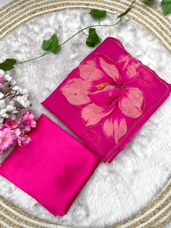 Pink_Floral_Chiffon_Saree