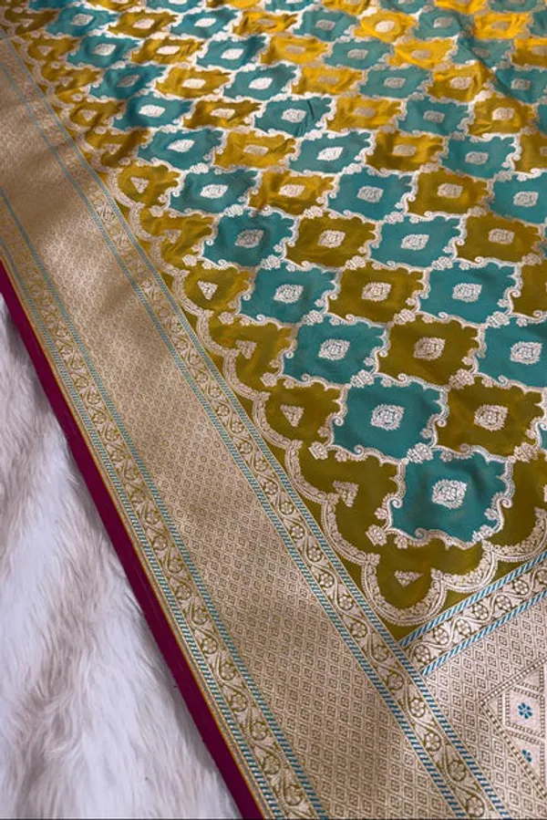 Green_Rangkat_Mashru_Banarasi_Saree