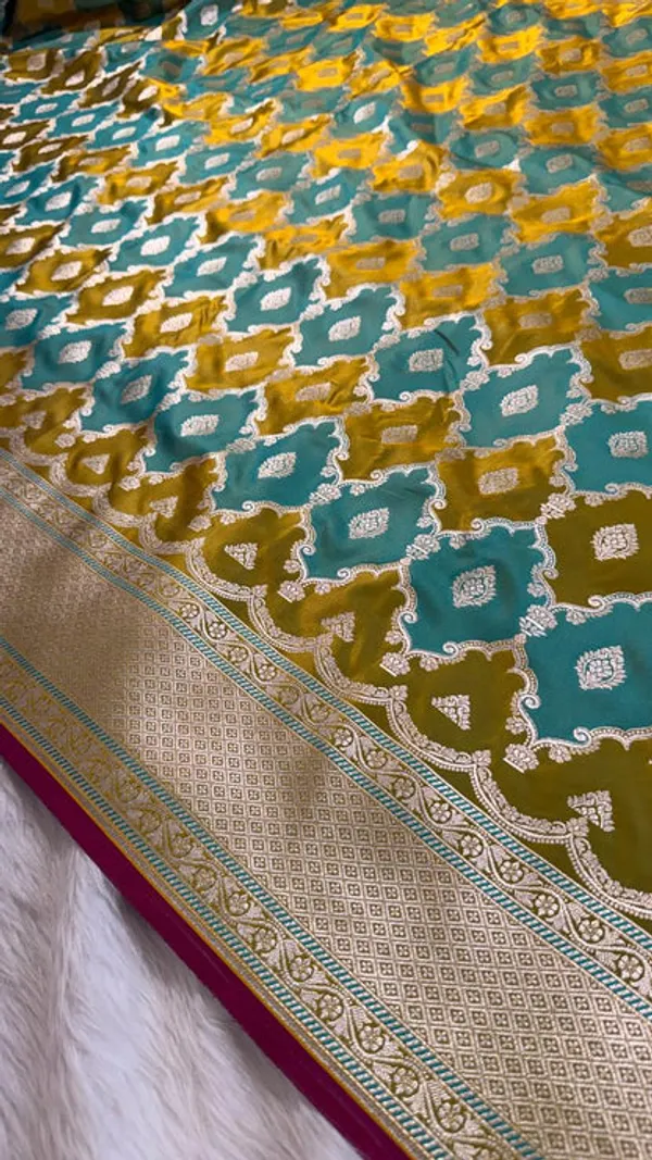 Green_Rangkat_Mashru_Banarasi_Saree