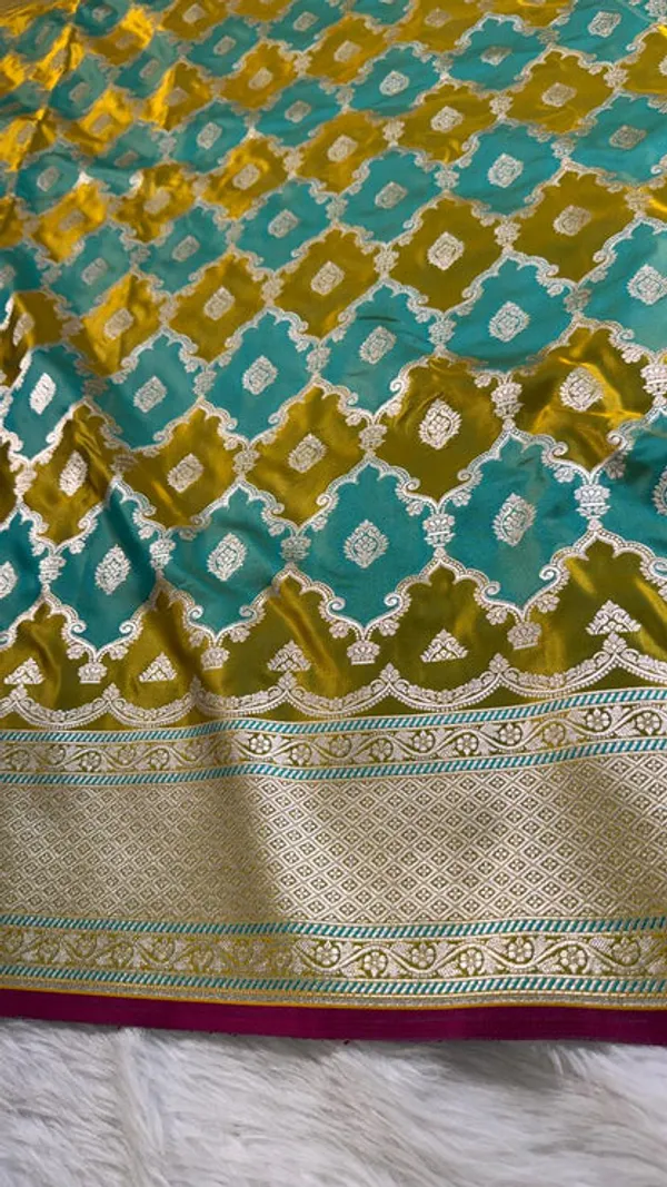 Green_Rangkat_Mashru_Banarasi_Saree