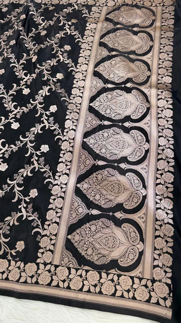 Black_Mashru_Banarasi_Saree