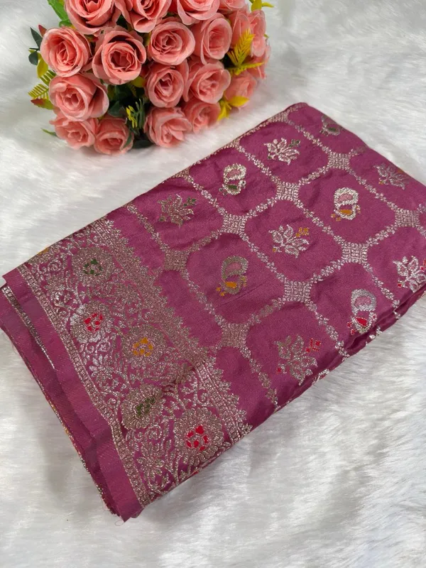 Onion_Pink_Satin_Banarasi_Saree