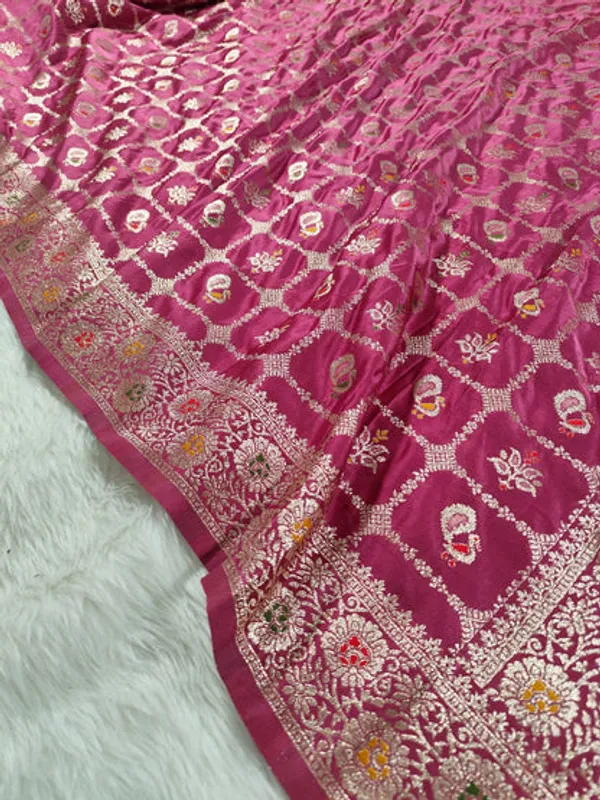 Onion_Pink_Satin_Banarasi_Saree