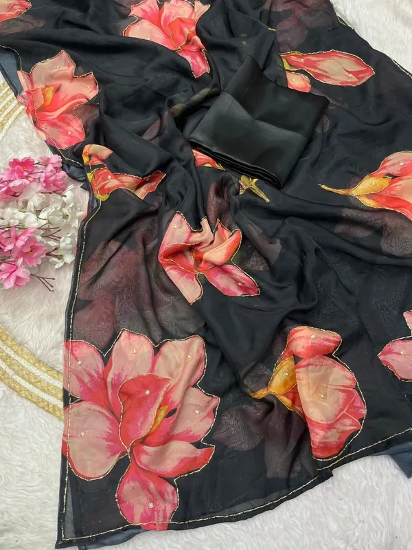 Black_Flower_Chiffon_Saree