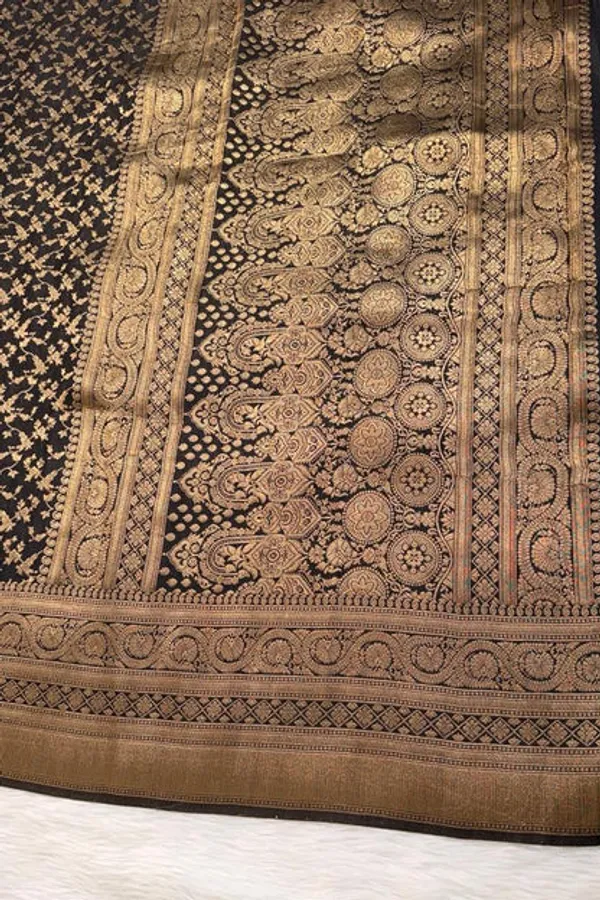Black_Banarasi_Georgette_Saree