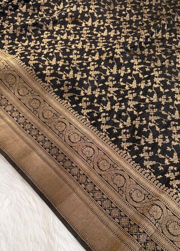 Black_Banarasi_Georgette_Saree