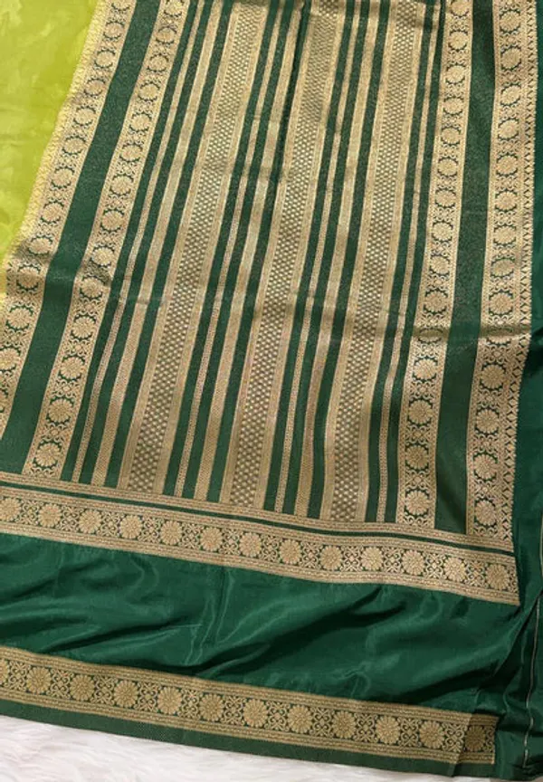 Green_Semisilk_Banarasi_Saree