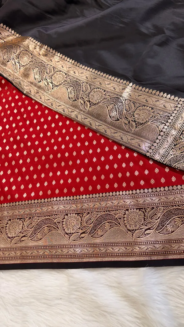 Red_Black_Katan_Banarasi_Saree