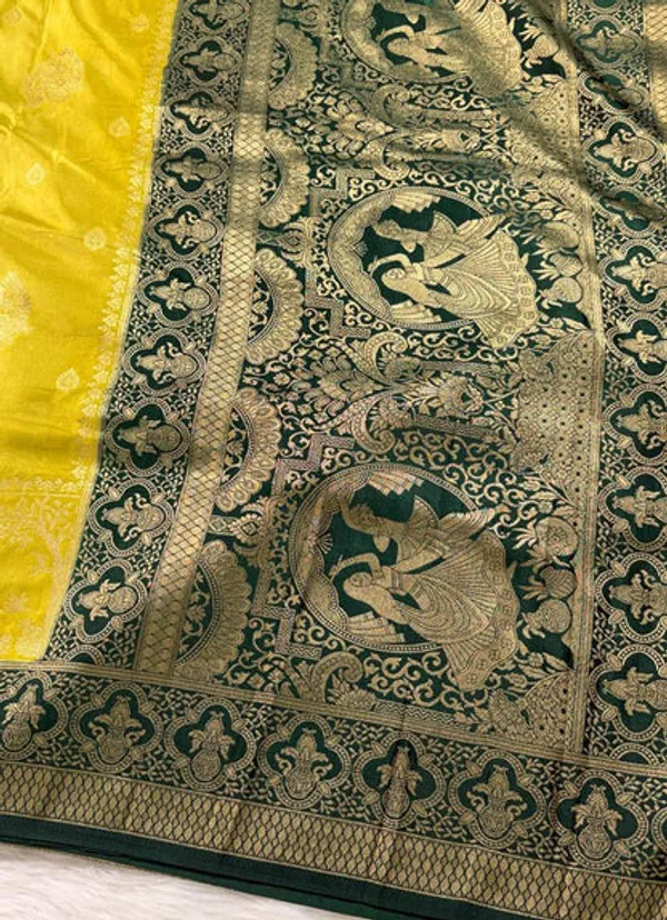 Mehendi_Green_Satin_Banarasi_Saree