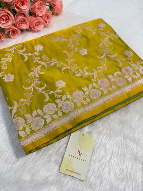 Mehendi_Green_Mashru_Banarasi_Saree