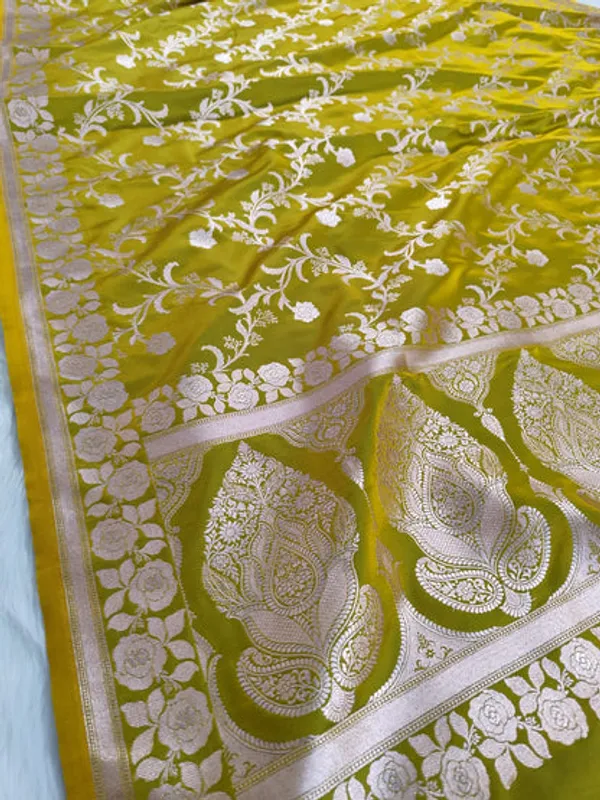 Mehendi_Green_Mashru_Banarasi_Saree