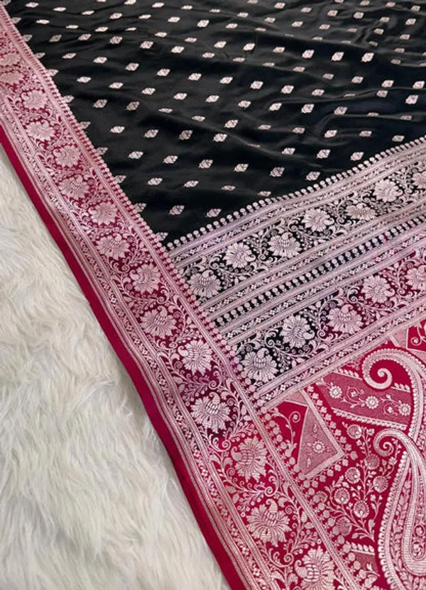 Black_Banarasi_Mashru_Silk_Saree