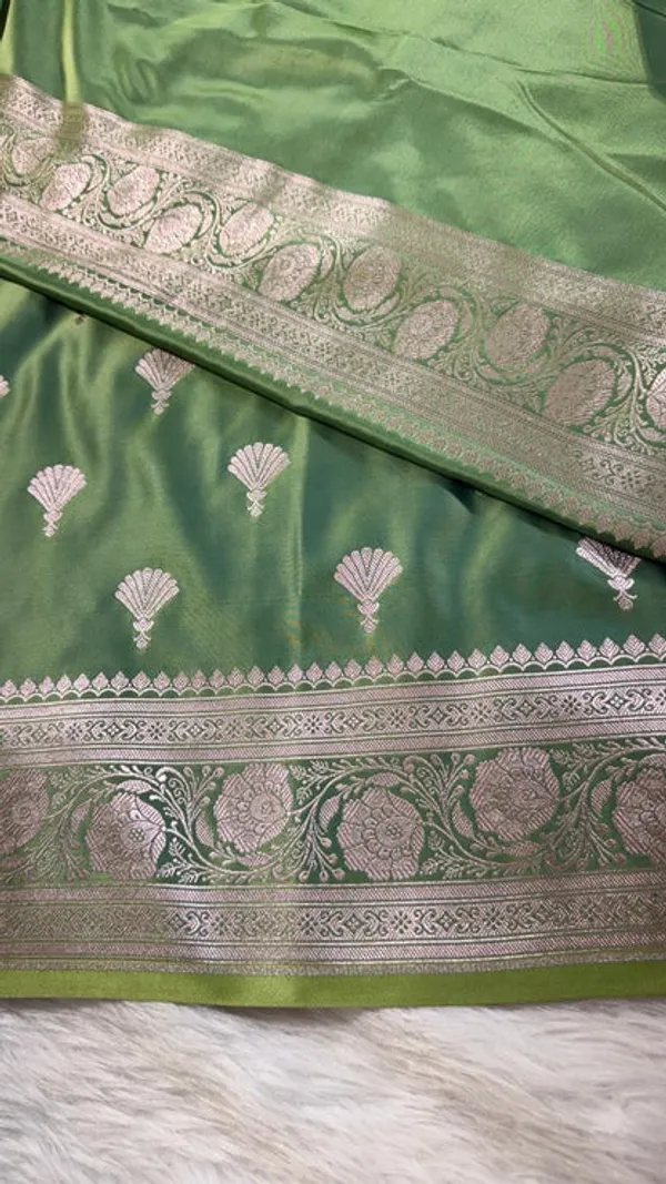 Pistachio_Green_Mashru_Banarasi_Saree