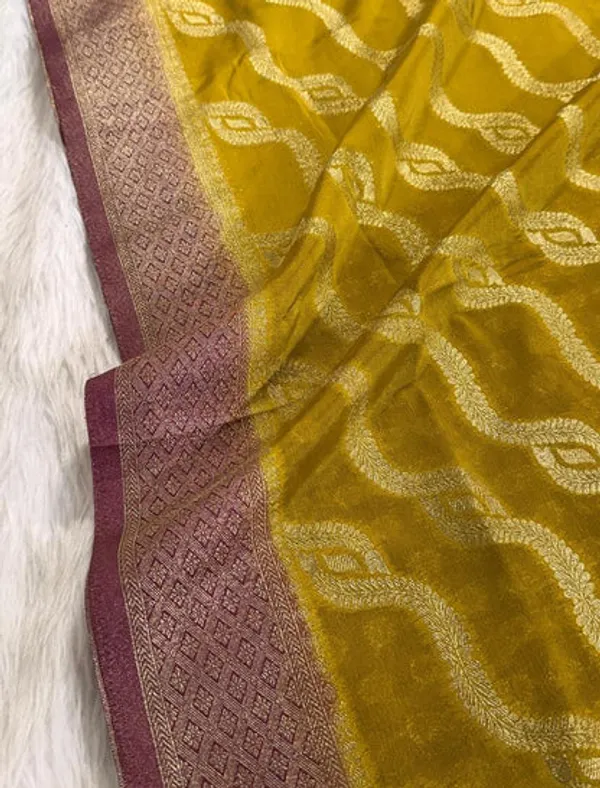 Green_Brown_Georgette_Banarasi_Saree
