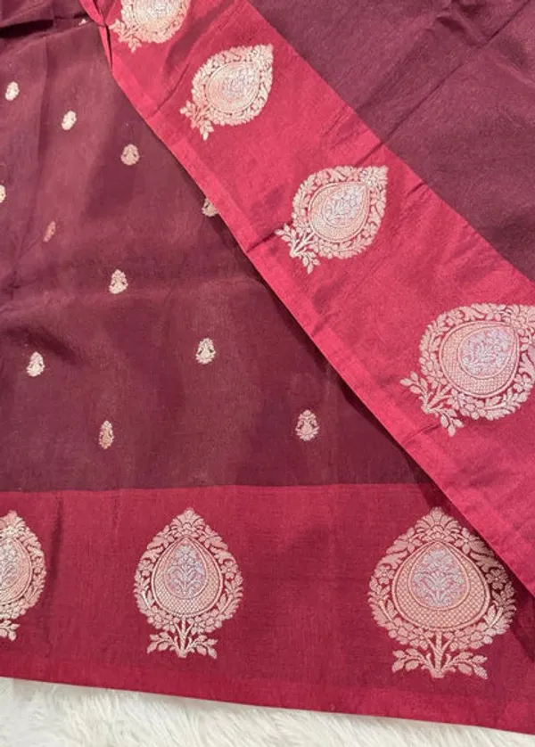 Maroon_Raw_Mango_Banarasi_Saree