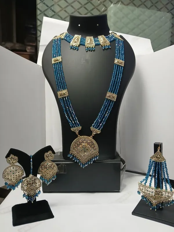 Blue_Beaded_Traditional_Jewellery_Set_for_Women