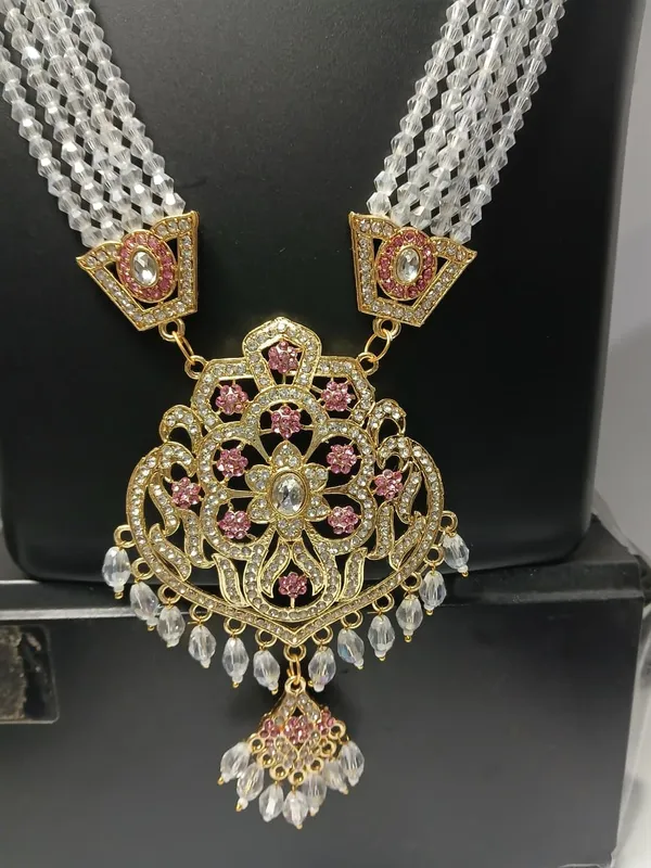 Gold_Tone_Bridal_Jewellery_Set_for_Women