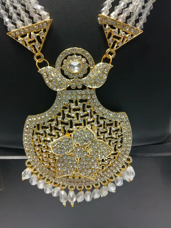 Gold_Tone_Crystal_Beaded_Necklace_Set_for_Women