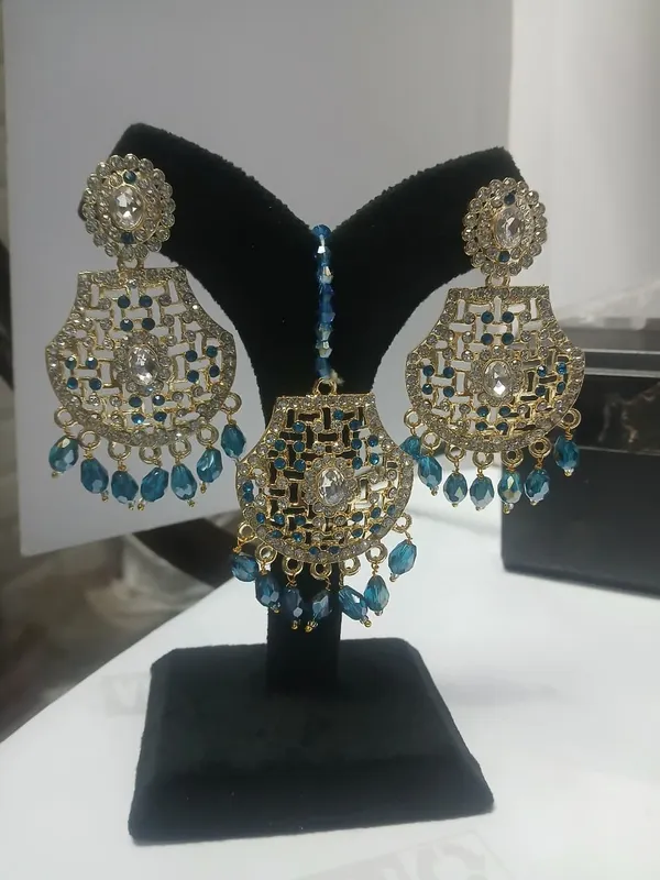 Blue_Beaded_Statement_Necklace_And_Earring_Set_For_Women