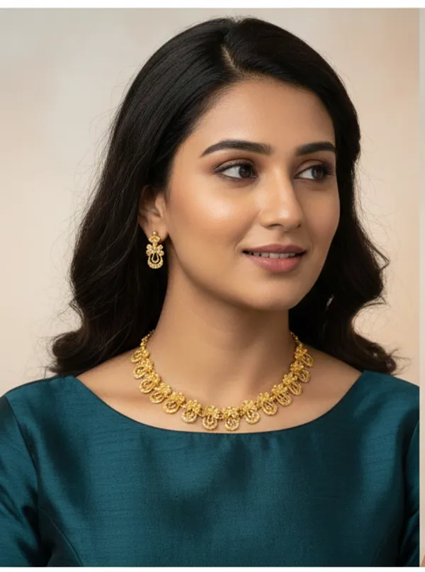 Gold_Tone_Traditional_Necklace_And_Earrings_Set_For_Women