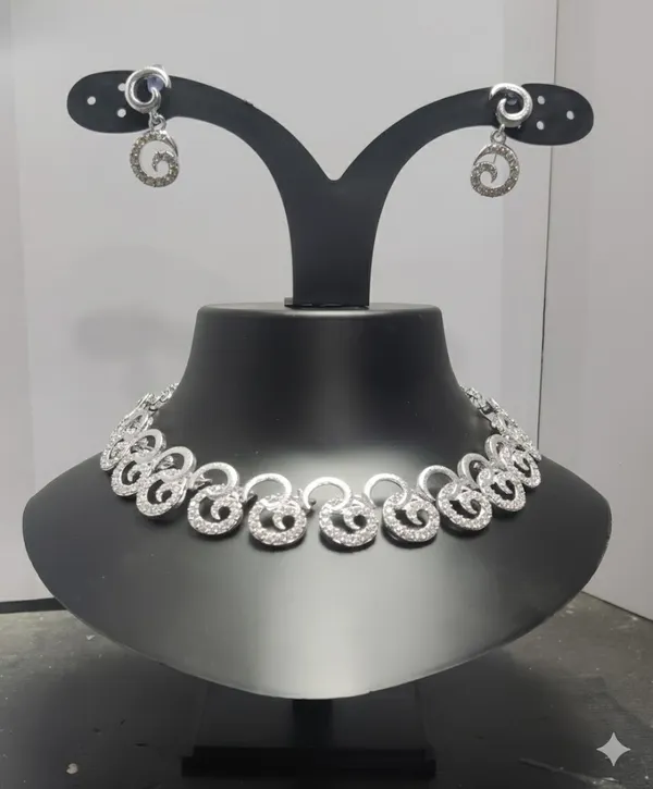 Silver_Tone_Loop_Design_Necklace_And_Earrings_Set_For_Women