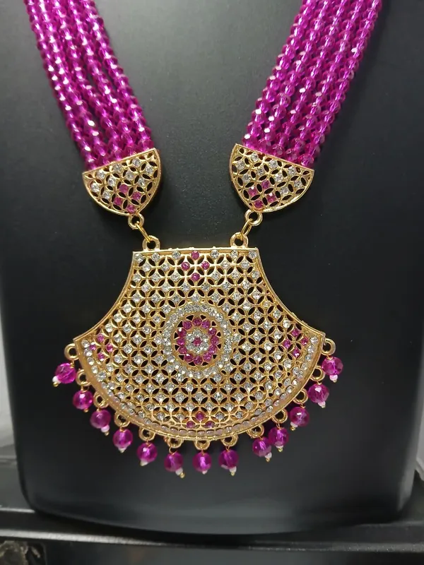 Gold_Tone_Kundan_Style_Necklace_And_Earrings_Set_for_Women