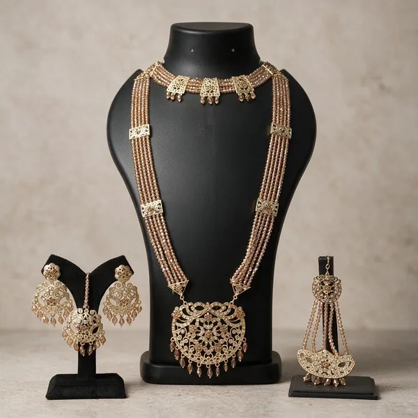 Gold_Tone_Traditional_Jewellery_Set_for_Women