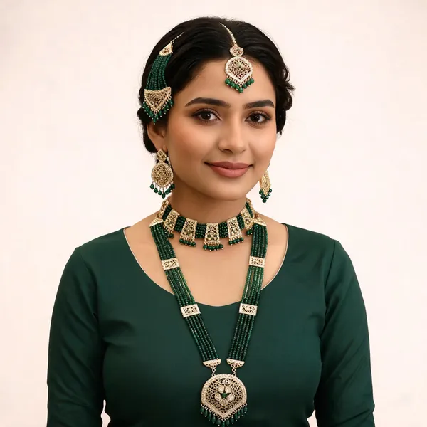 Green_Beaded_Traditional_Jewellery_Set_for_Women