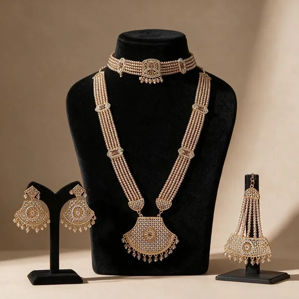 Gold_Tone_Traditional_Bridal_Jewellery_Set_for_Women