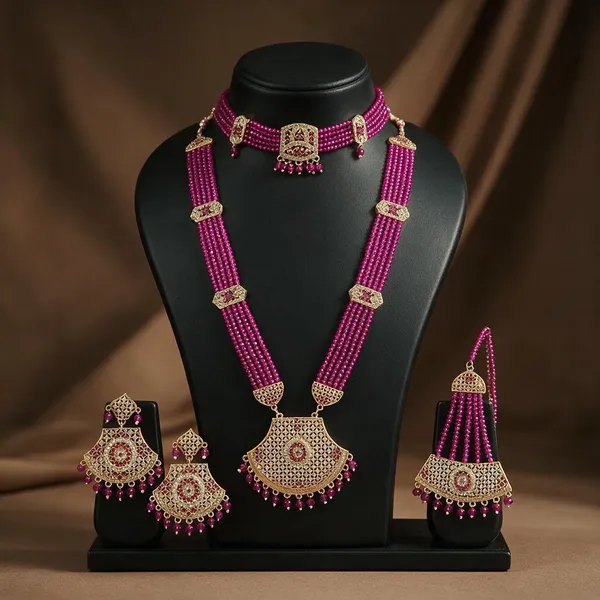 Gold_Tone_Kundan_Style_Necklace_And_Earrings_Set_for_Women