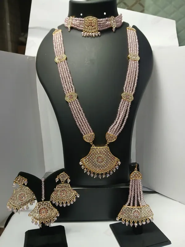 Gold_Tone_Beaded_Bridal_Jewellery_Set_for_Women