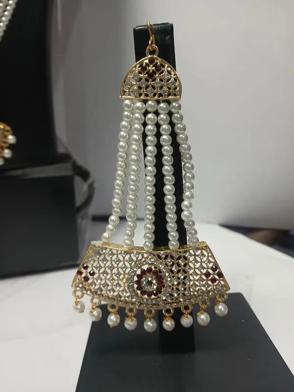 Gold_Tone_Pearl_Necklace_And_Earring_Set_For_Women