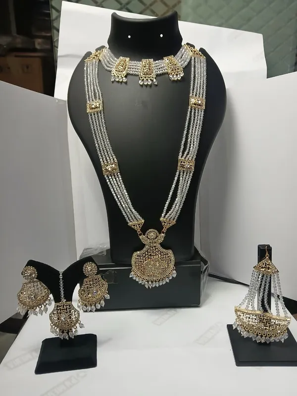 Gold_Tone_Crystal_Beaded_Necklace_Set_for_Women