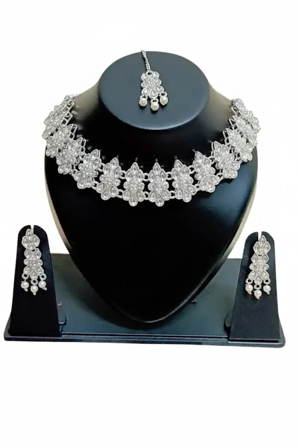 Silver_Tone_Bridal_Jewellery_Set_for_Women