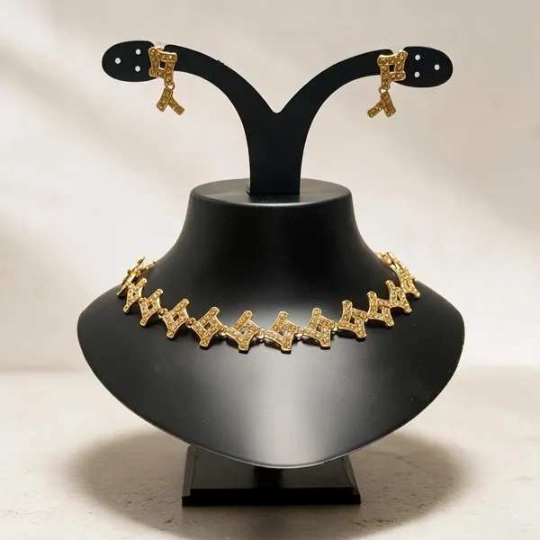 Gold-Tone_Floral_Necklace_Set_for_Women
