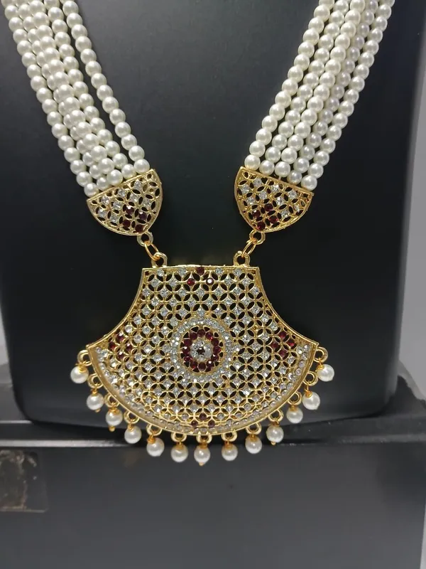 Gold_Tone_Pearl_Necklace_And_Earring_Set_For_Women