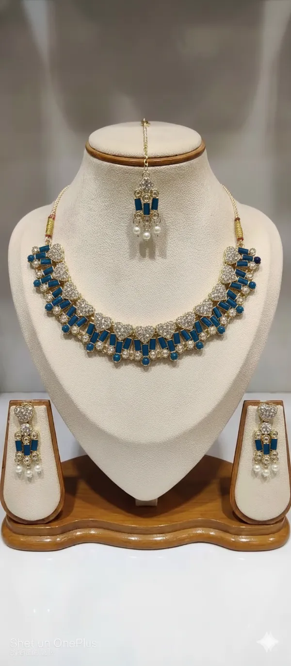 Blue_Gold_Tone_Jewellery_Set_for_Women