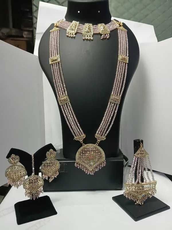 Gold_Tone_Crystal_Beaded_Necklace_Set_for_Women