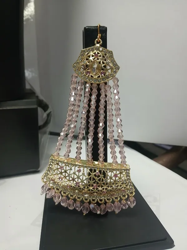Gold_Tone_Traditional_Jewellery_Set_for_Women