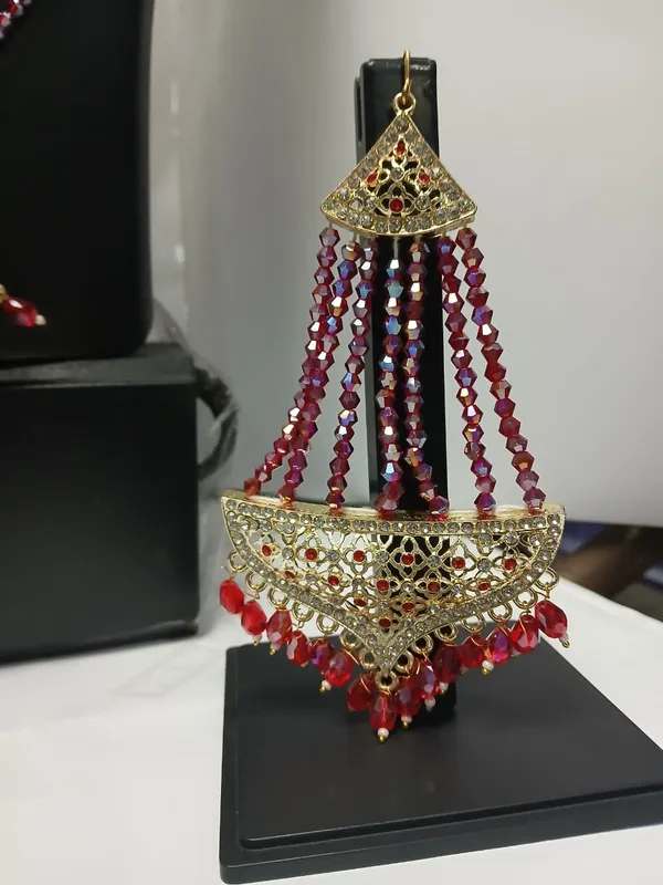 Gold_Tone_Red_Beaded_Statement_Necklace_for_Women